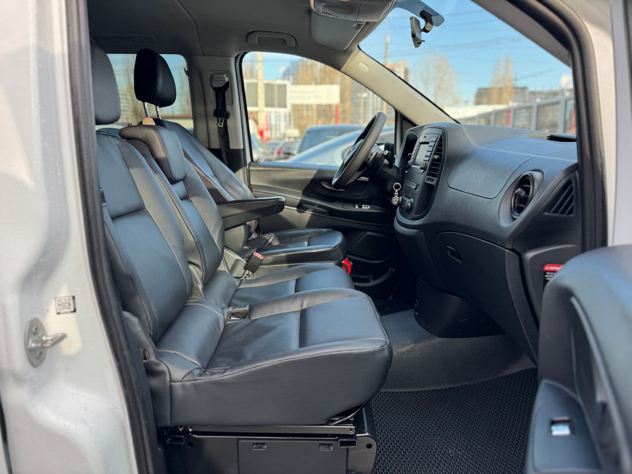 Mercedes Vito 2019 — Миниатюра 14
