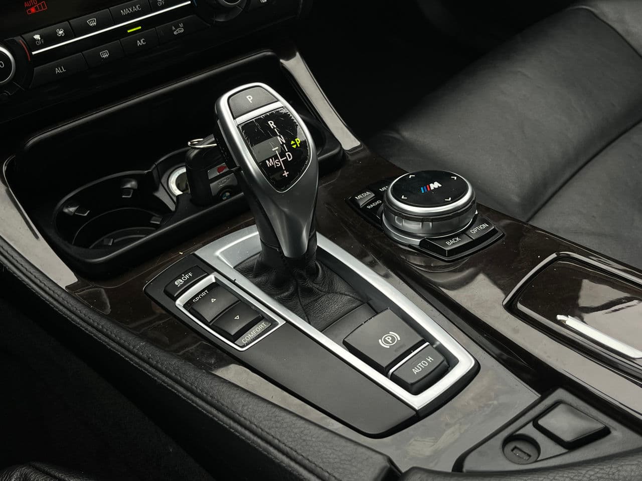 BMW 528 2012 — Миниатюра 14