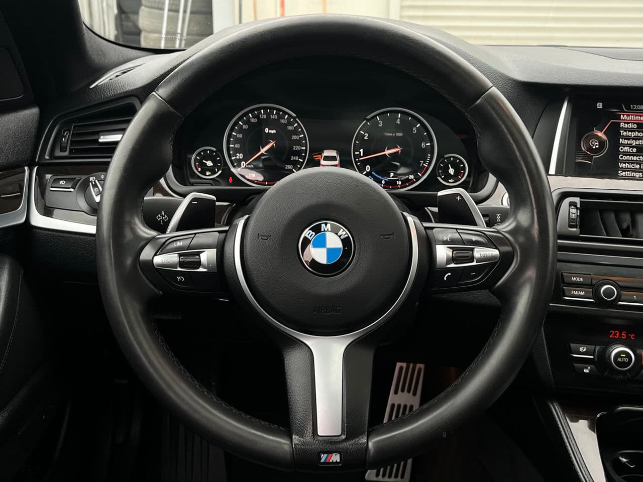 BMW 528 2012 — Миниатюра 10