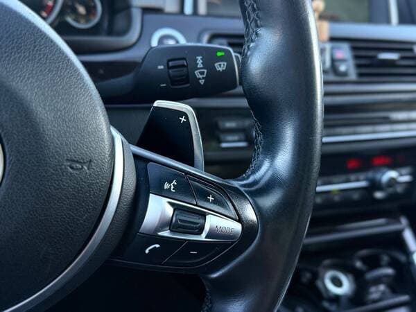 2012 BMW 528 — Miniatură 8