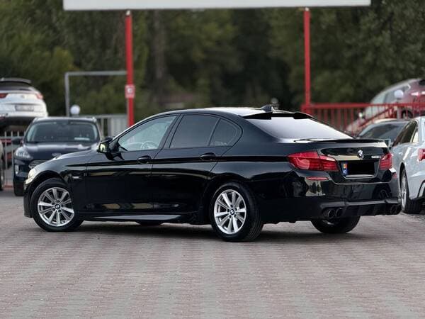2012 BMW 528 — Miniatură 3