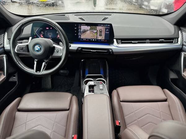 2023 BMW X1 xDrive30e — Miniatură 9