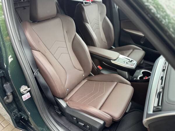 2023 BMW X1 xDrive30e — Miniatură 8