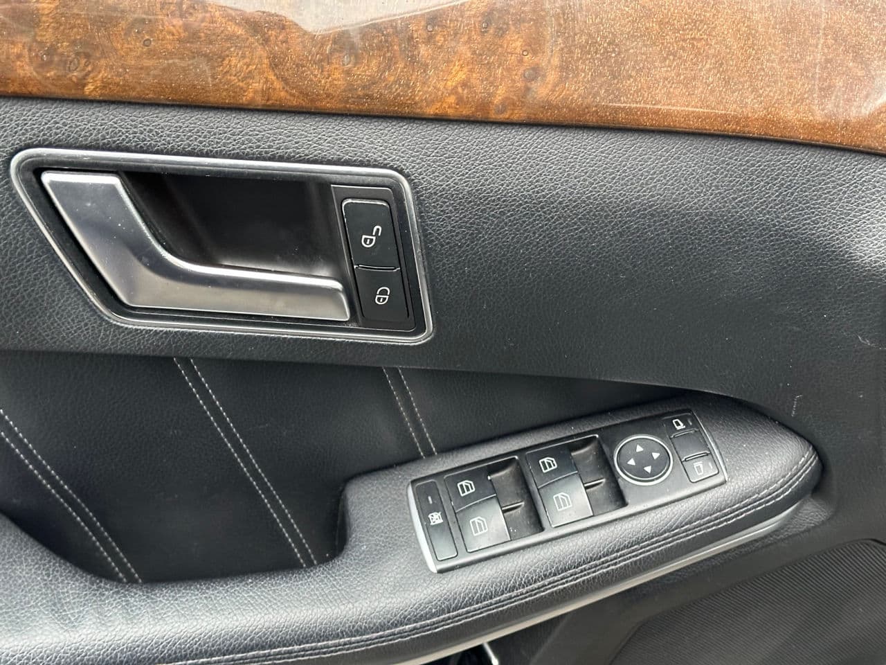 Mercedes E 200 2015 — Миниатюра 15