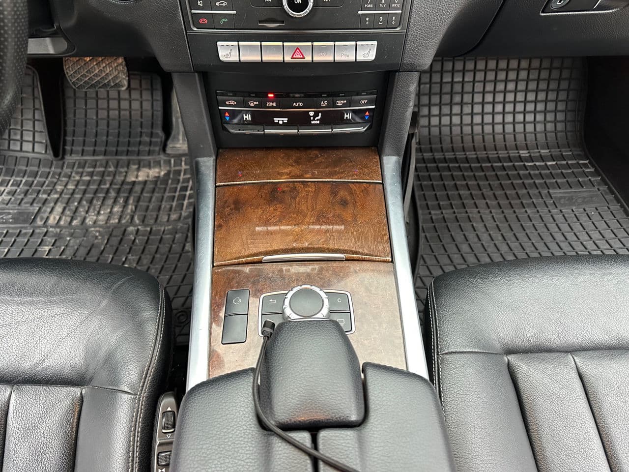 Mercedes E 200 2015 — Миниатюра 13