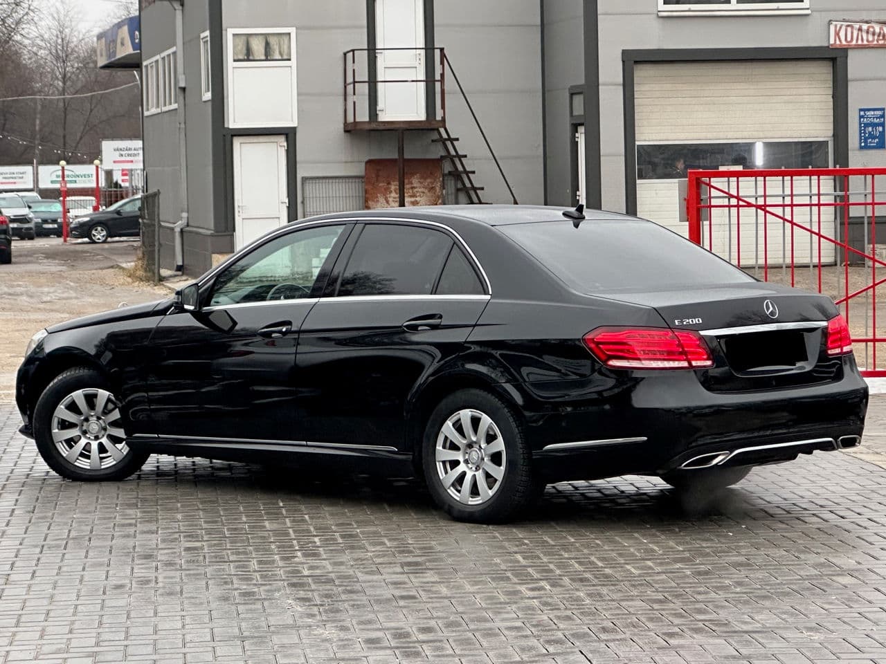 Mercedes E 200 2015 — Миниатюра 2