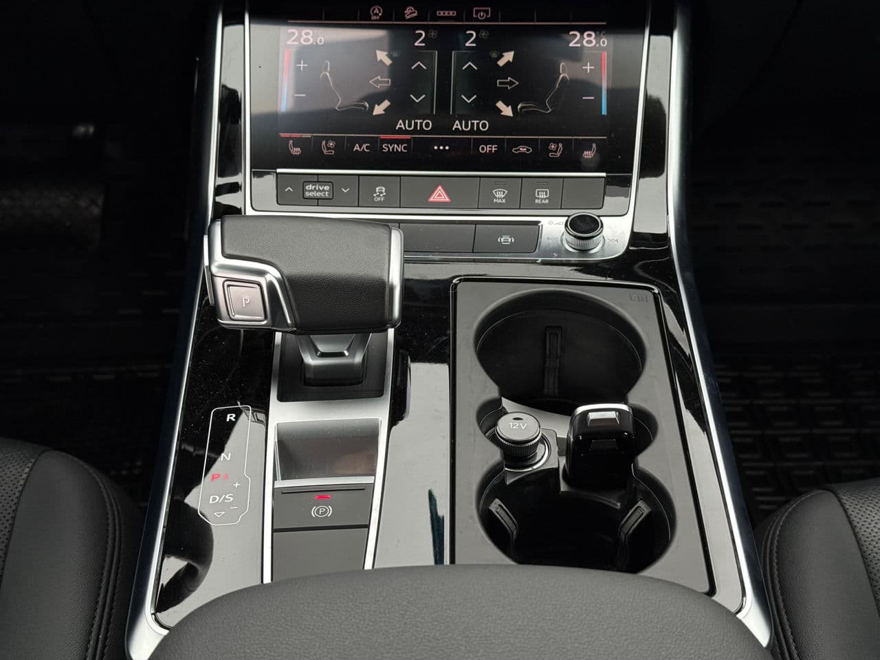 Audi Q7 2022 — Миниатюра 13