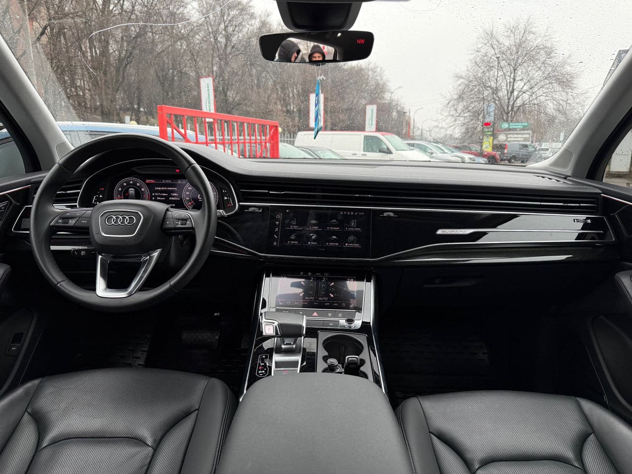 Audi Q7 2022 — Миниатюра 9