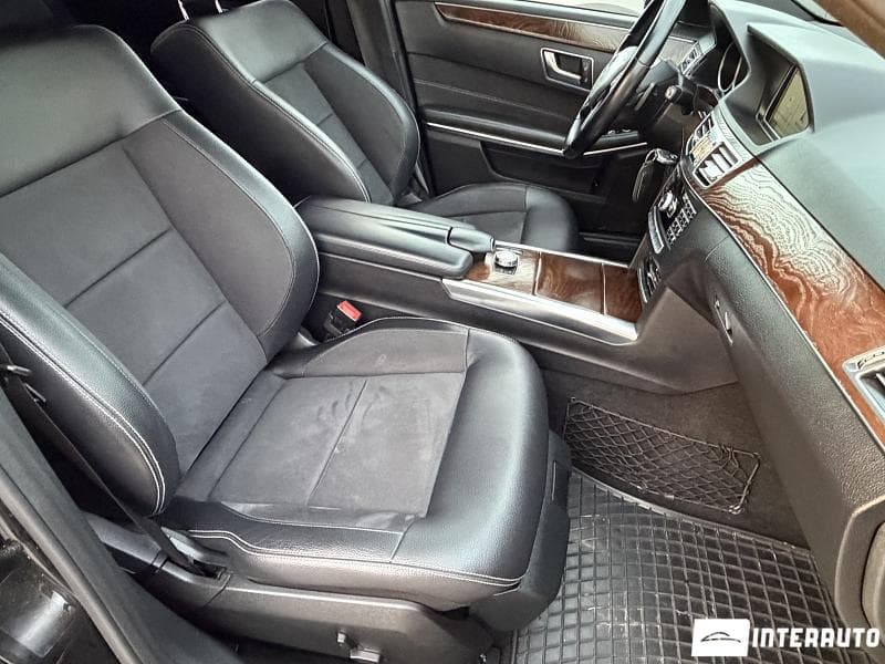2013 Mercedes E 220 — Miniatură 7