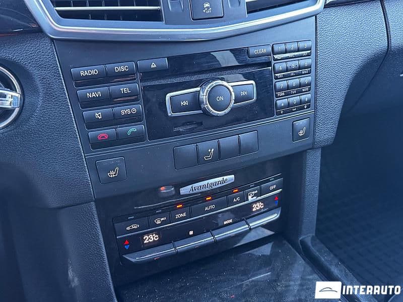 Mercedes E 350 2009 — Миниатюра 13