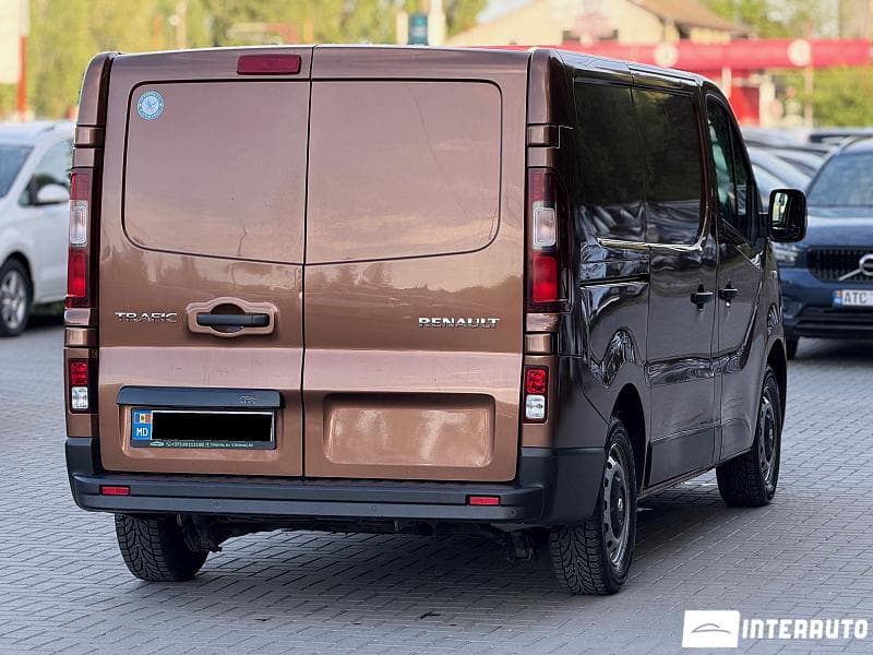 Renault Trafic 2017 — Миниатюра 2
