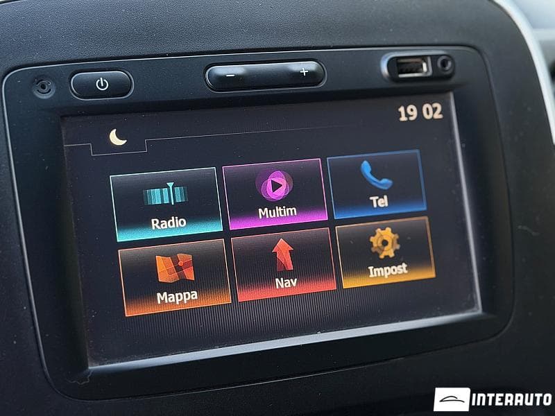 Renault Trafic 2017 — Миниатюра 12