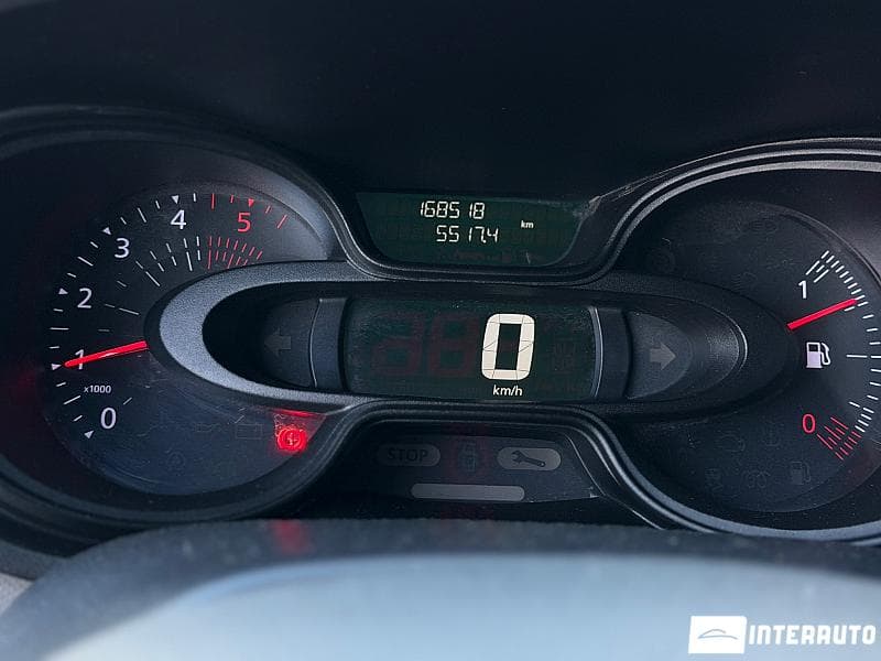 Renault Trafic 2017 — Миниатюра 10