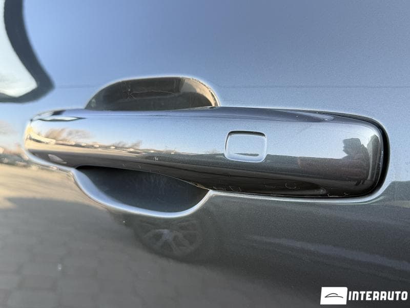 Volvo XC 60 2018 — Миниатюра 5