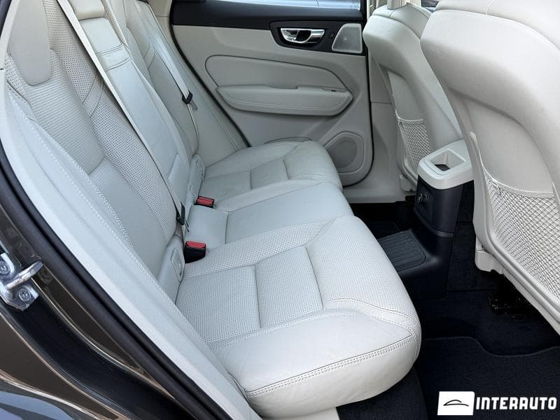 Volvo XC 60 2018 — Миниатюра 24