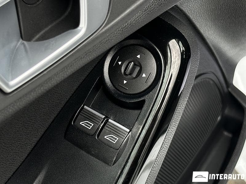 Ford Fiesta 2016 — Миниатюра 15