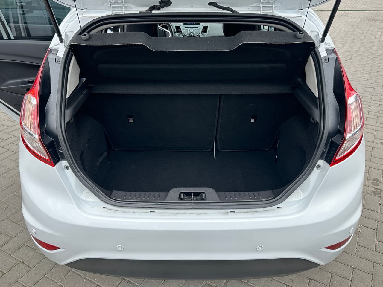 Ford Fiesta 2016 — Миниатюра 18