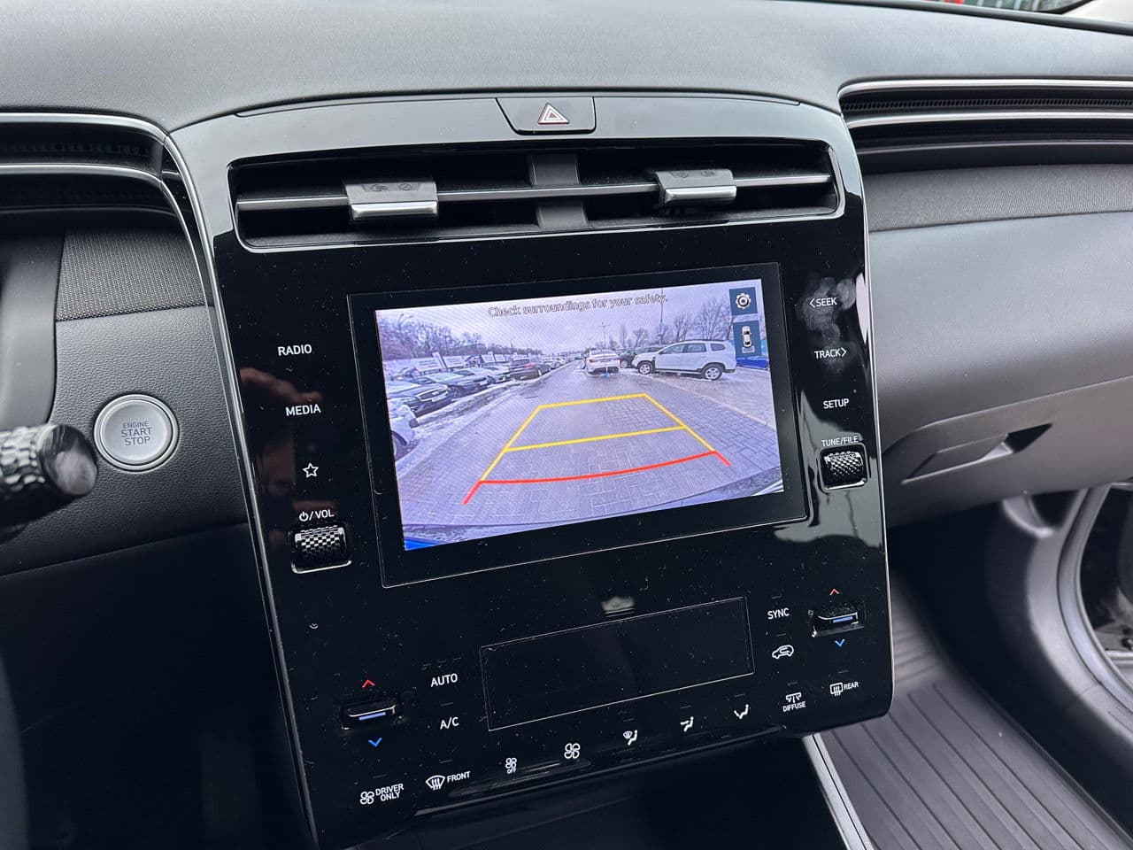 Hyundai Tucson 2022 — Миниатюра 12