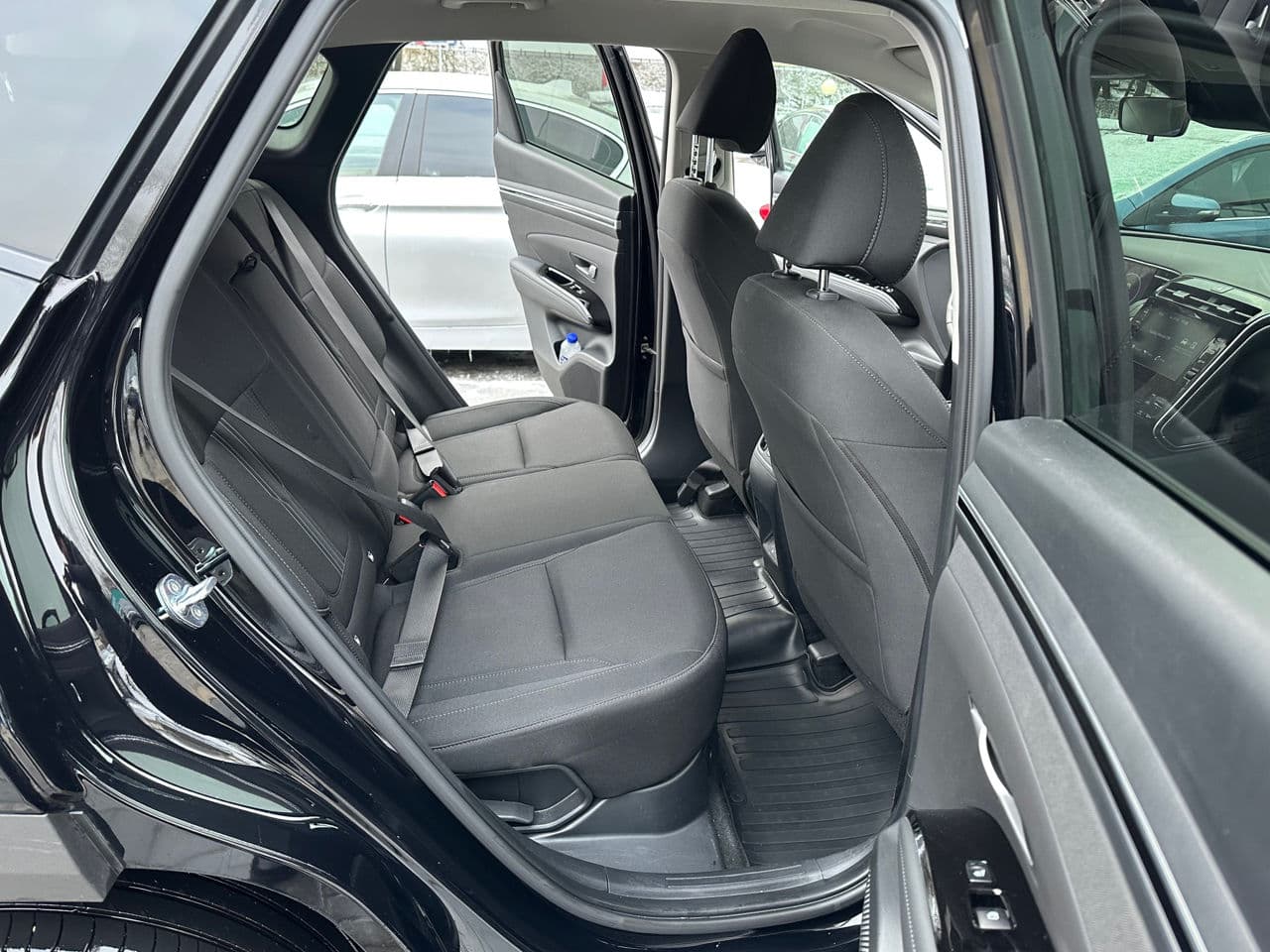 Hyundai Tucson 2022 — Миниатюра 8