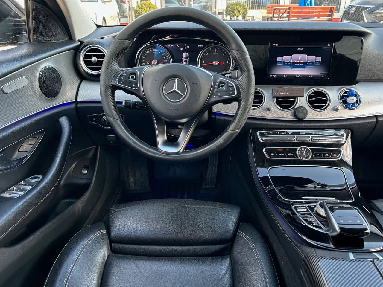 Mercedes E 200 2016 — Миниатюра 7