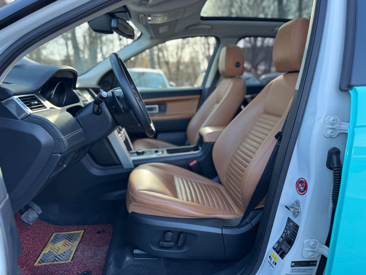 Land Rover Discovery Sport 2019 — Миниатюра 5