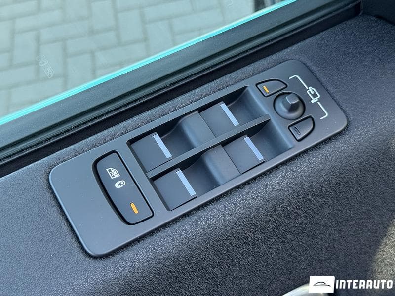Land Rover Discovery Sport 2019 — Миниатюра 6