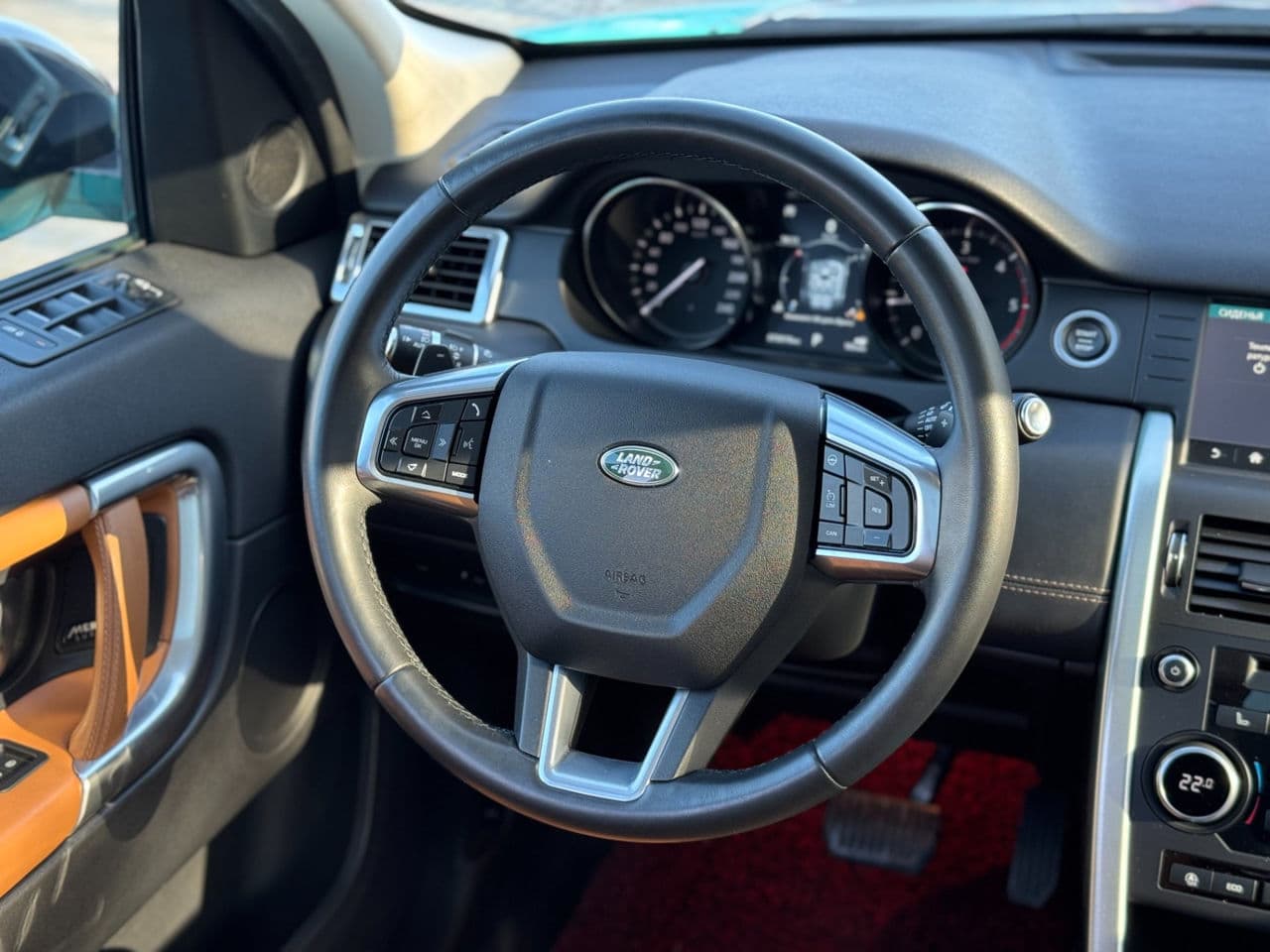 Land Rover Discovery Sport 2019 — Миниатюра 10
