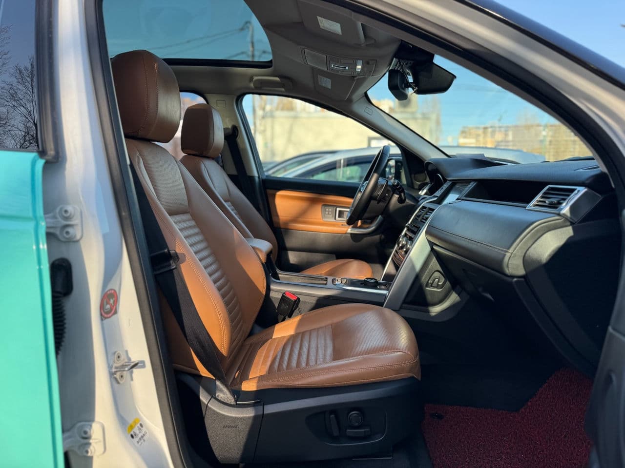 Land Rover Discovery Sport 2019 — Миниатюра 18