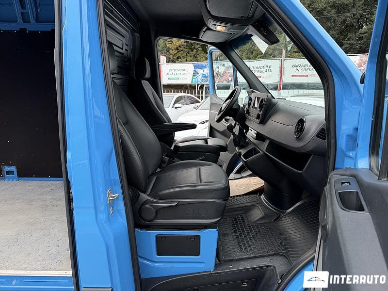 Mercedes Sprinter 2020 — Миниатюра 10