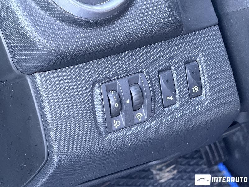 Renault Clio 2015 — Миниатюра 8