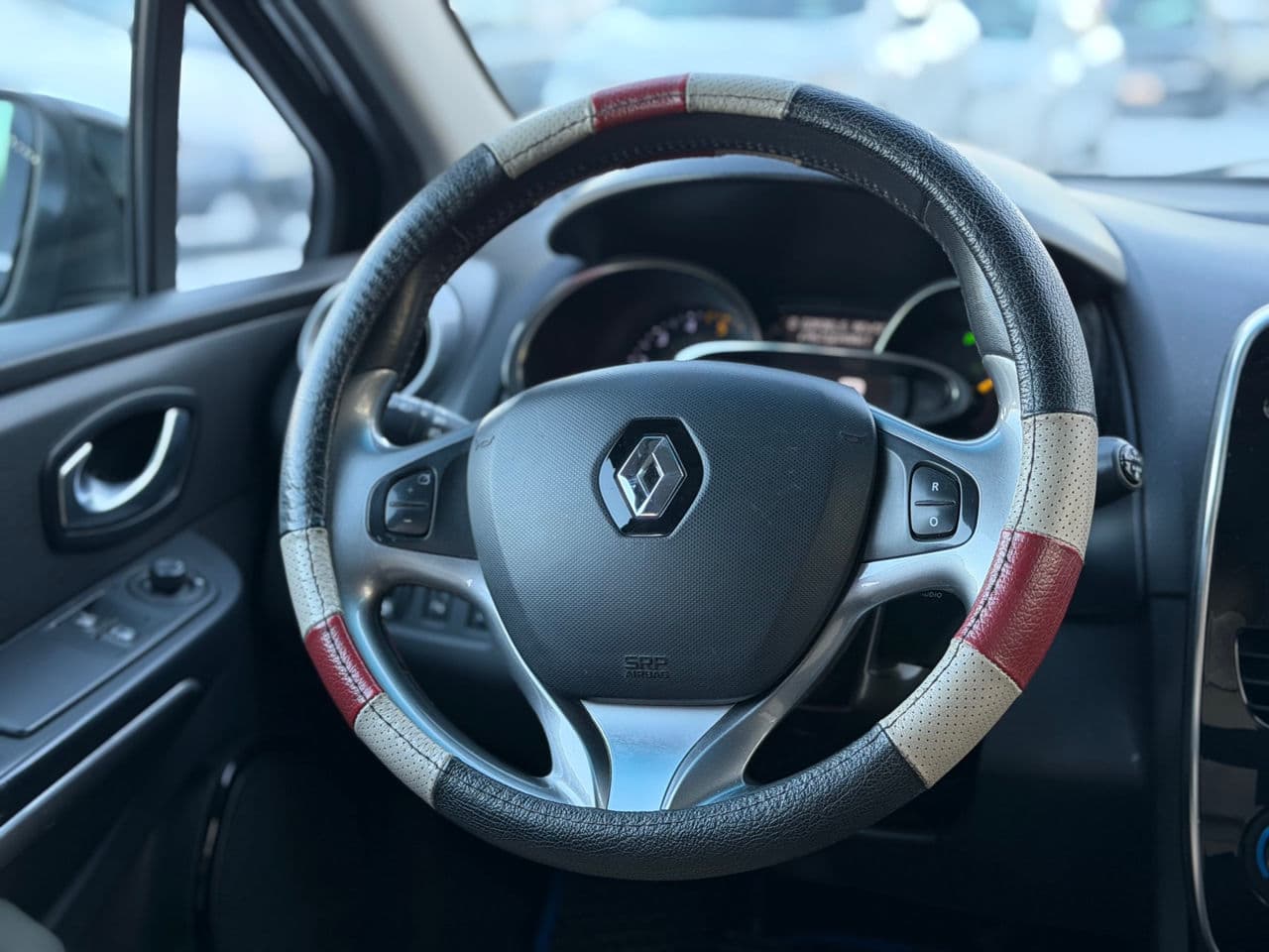 Renault Clio 2015 — Миниатюра 9