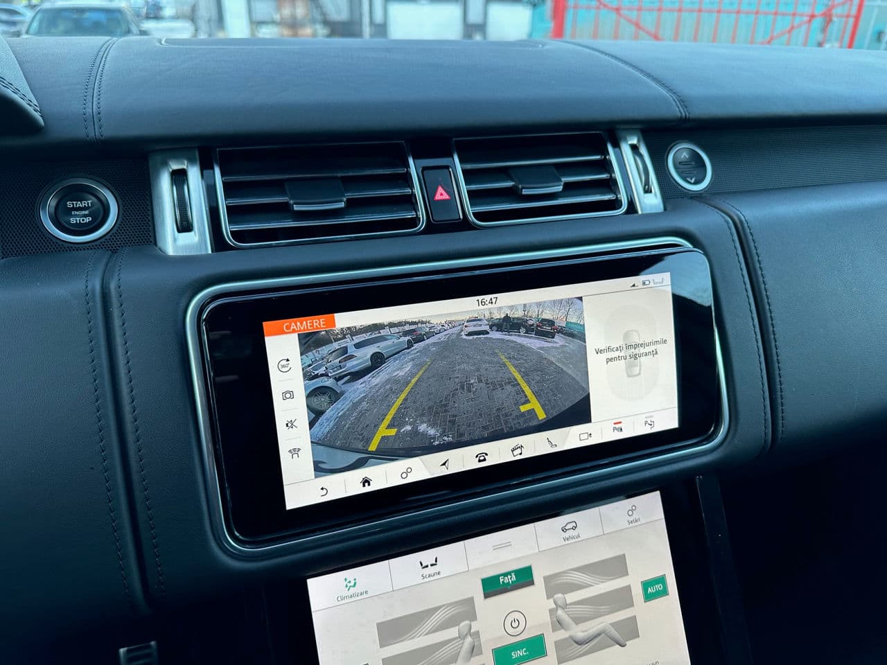 Land Rover Range Rover Vogue 2020 — Миниатюра 15