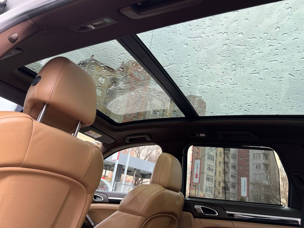 Porsche Cayenne 2016 — Миниатюра 17