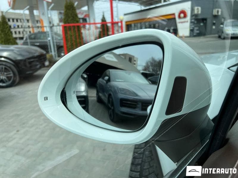 Porsche Cayenne 2016 — Миниатюра 6