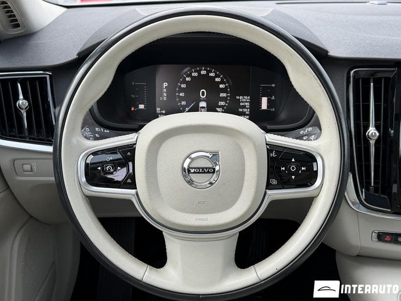 Volvo V 90 Cross Country 2017 — Миниатюра 11