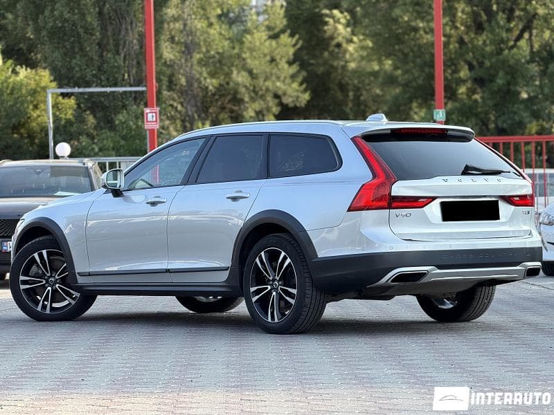 Volvo V 90 Cross Country 2017 — Миниатюра 3
