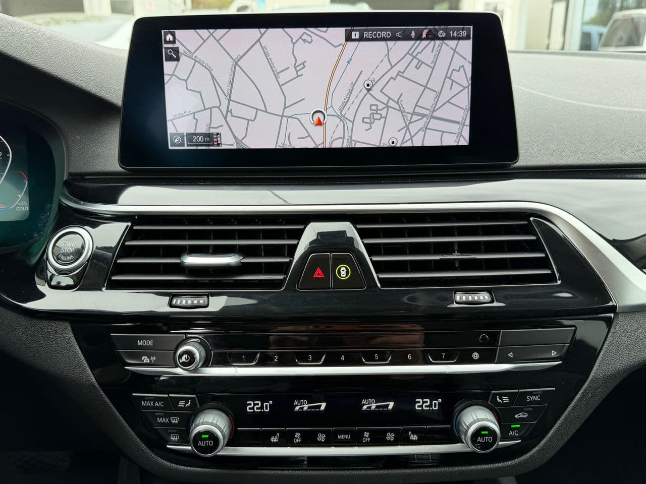 BMW 520 2020 — Миниатюра 13