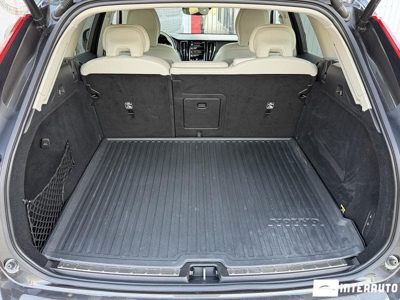 Volvo XC 60 2019 — Миниатюра 21