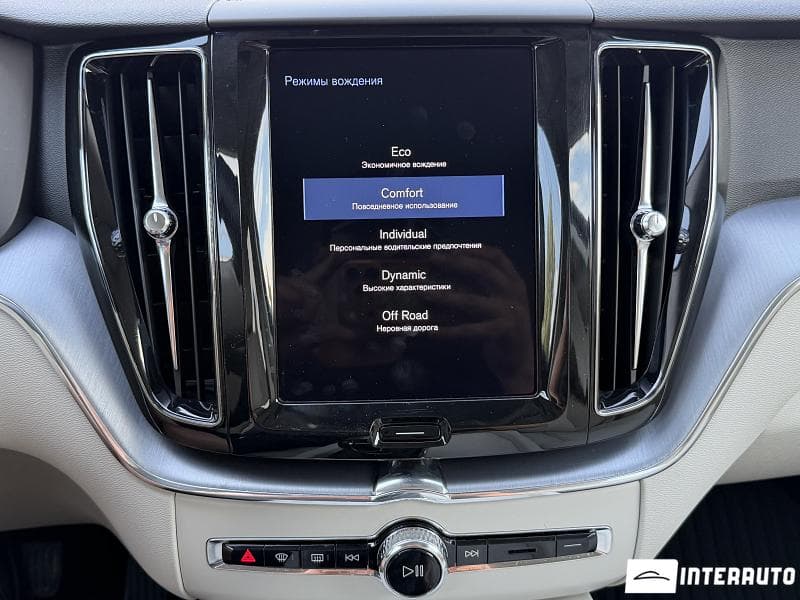 Volvo XC 60 2019 — Миниатюра 13
