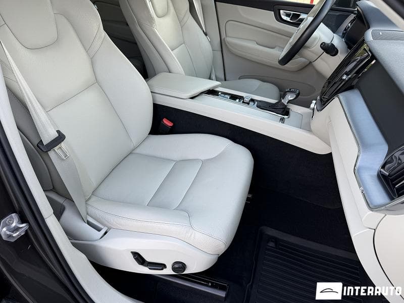 Volvo XC 60 2019 — Миниатюра 17