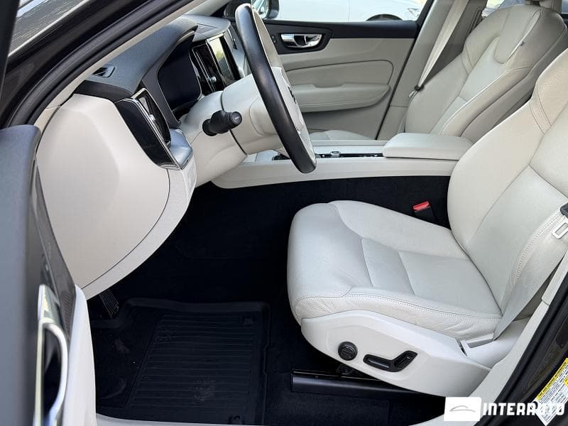 Volvo XC 60 2019 — Миниатюра 9
