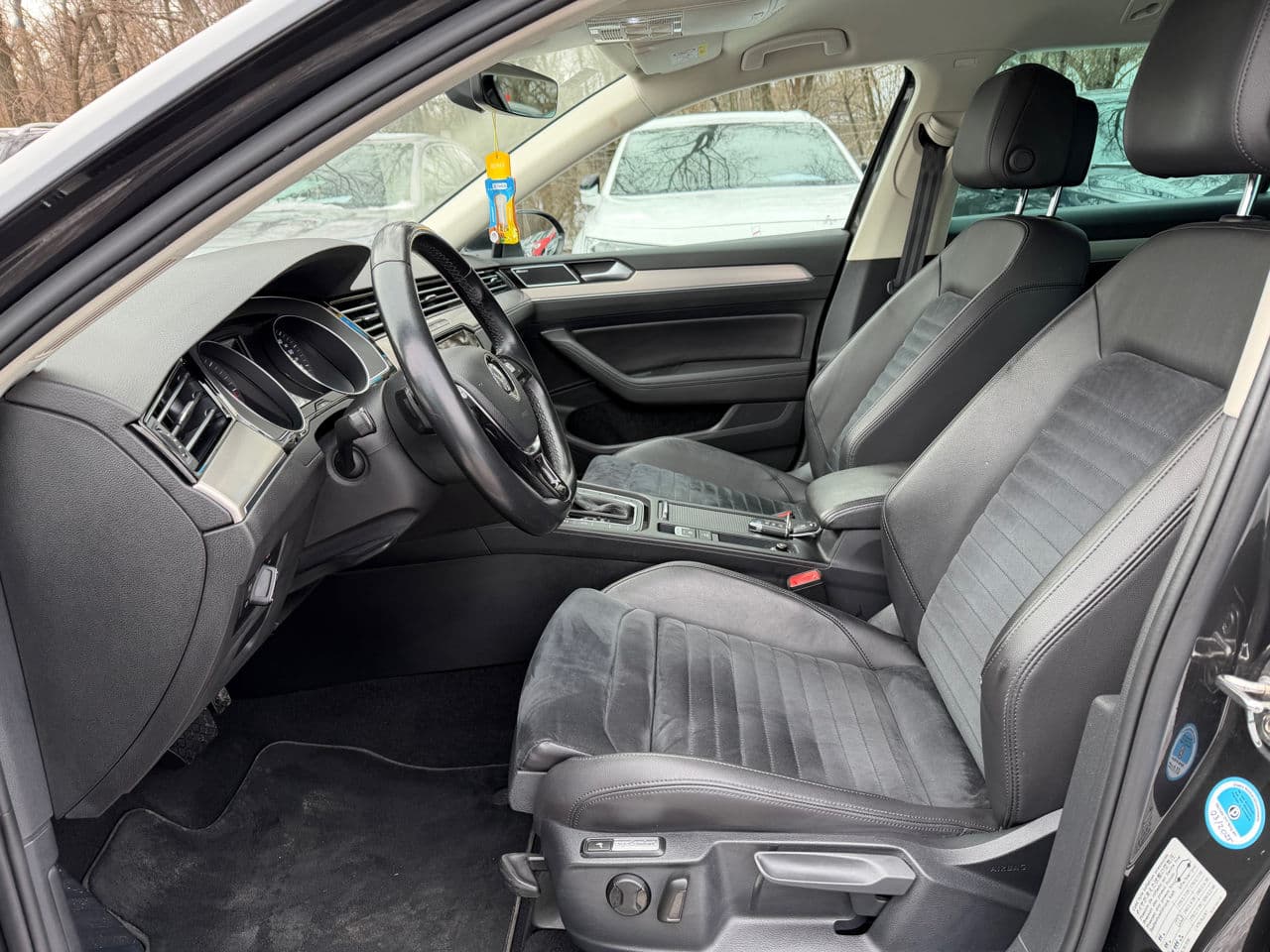 Volkswagen Passat 2019 — Миниатюра 6