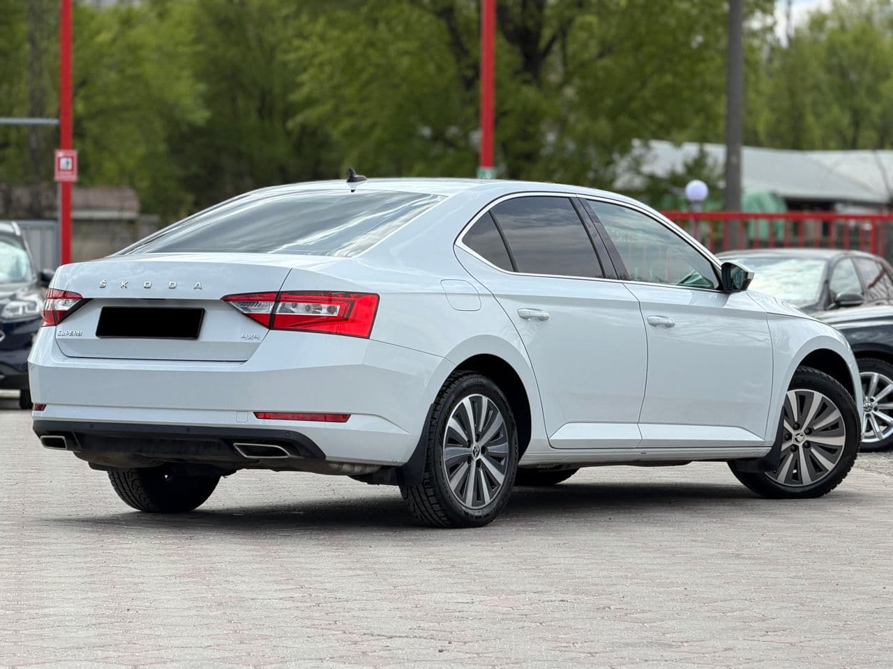 Skoda Superb 2023 — Миниатюра 2