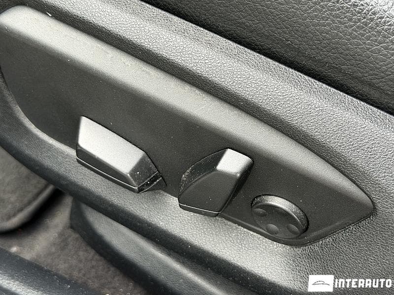 BMW 520 2014 — Миниатюра 17