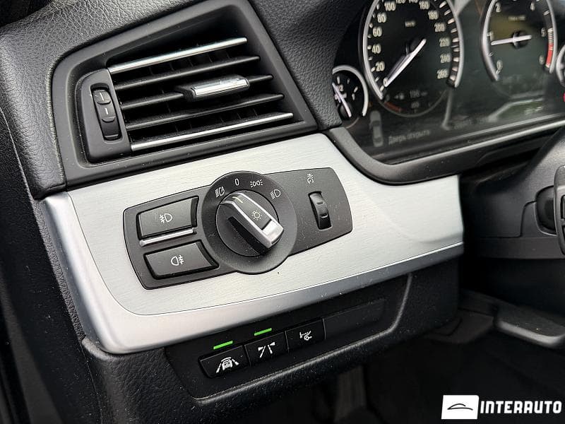 BMW 520 2014 — Миниатюра 11