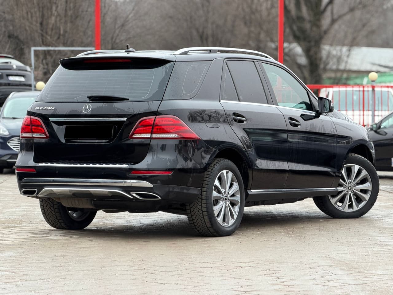 Mercedes GLE 250 2016 — Миниатюра 2