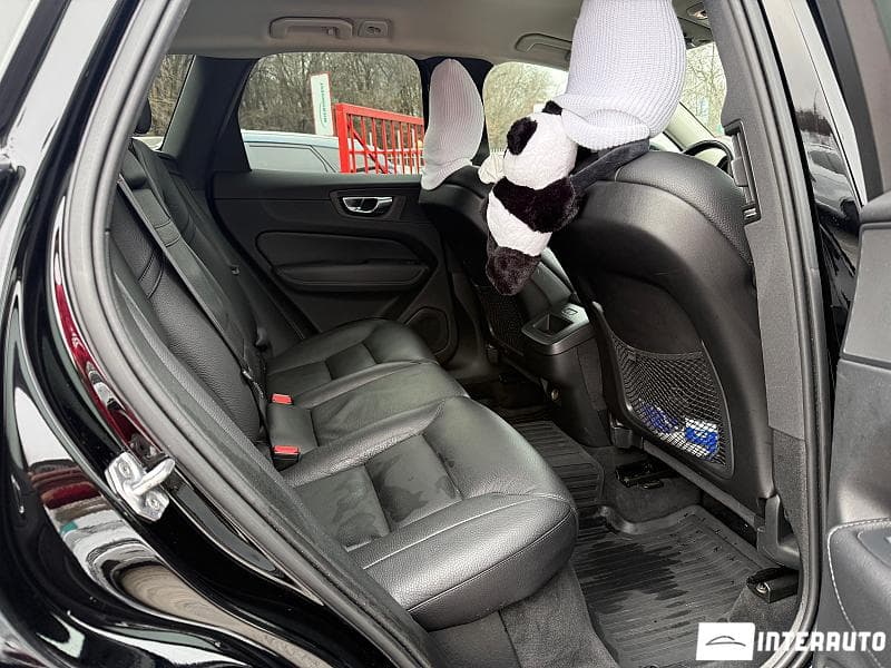 Volvo XC 60 2018 — Миниатюра 17