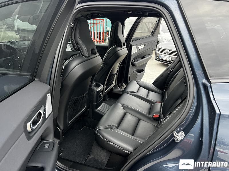 Volvo XC 60 2022 — Миниатюра 8