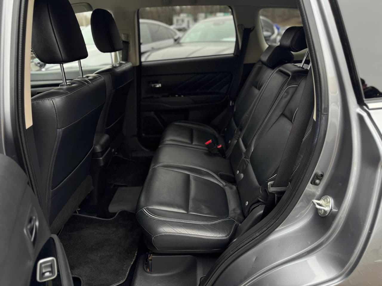 Mitsubishi Outlander 2015 — Миниатюра 13