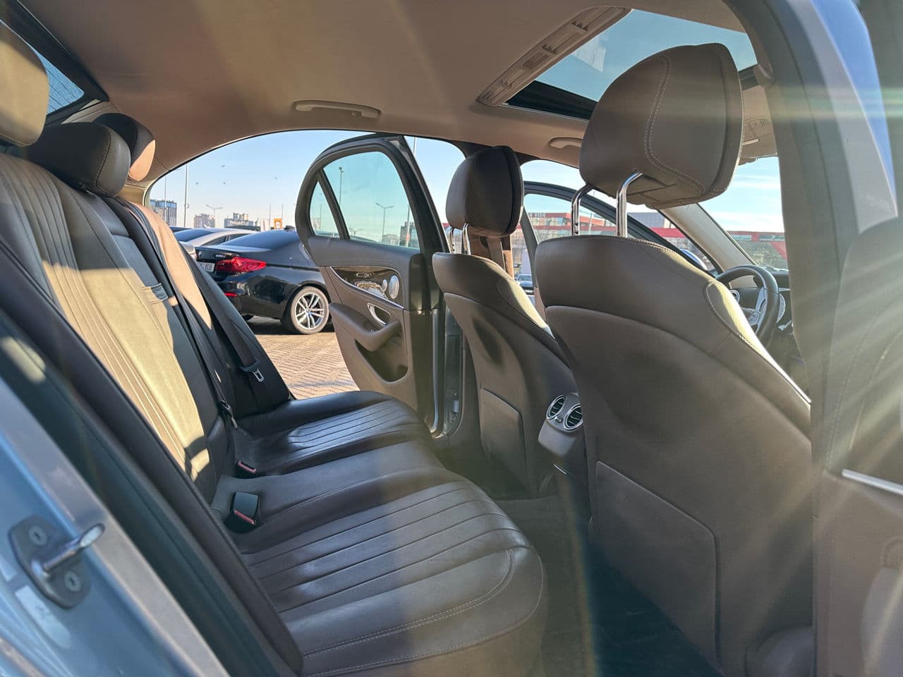 Mercedes E 300 2016 — Миниатюра 16
